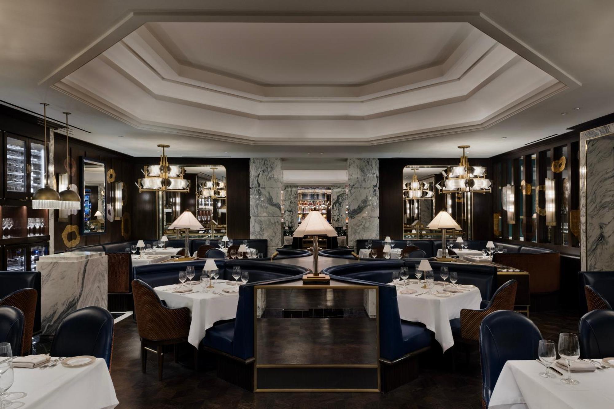 Fontainebleau Las Vegas Eksteriør billede The interior of the restaurant